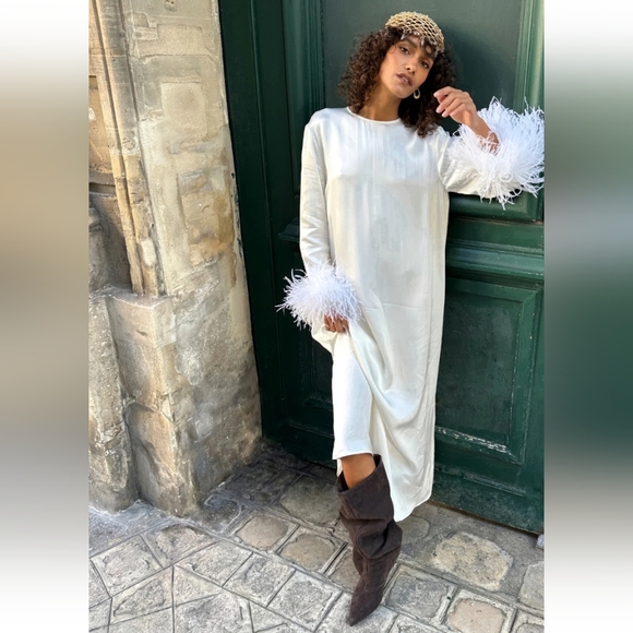 Sleeper Dresses & Skirts - Sleeper Suzi  Dress With Detachable Feathers